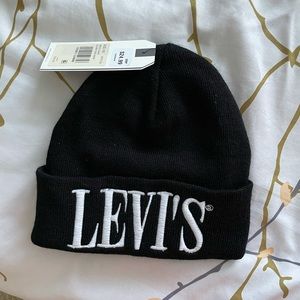 BRAND NEW levi’s beanie